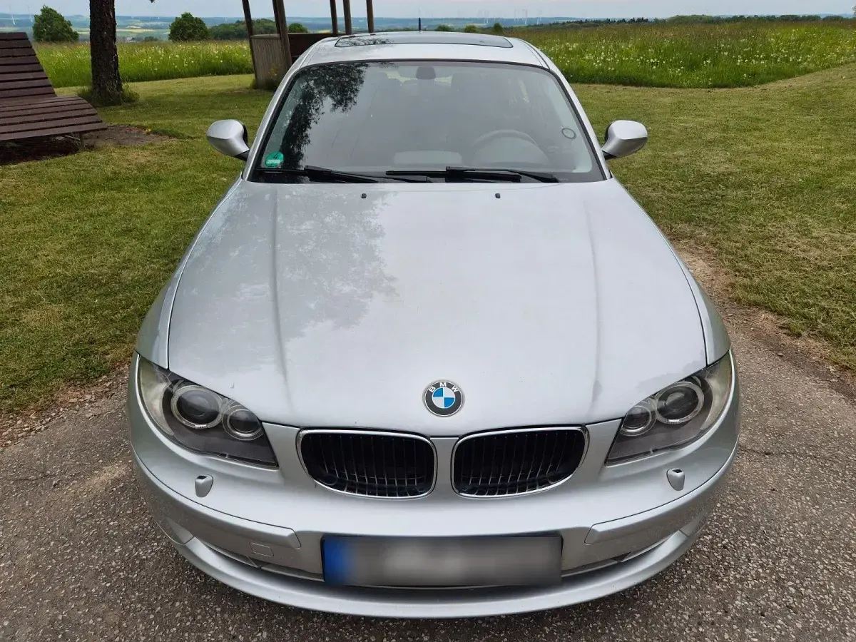 Gebraucht BMW 116 116 PS (85 kW) 2010 Silber Kleinwagen