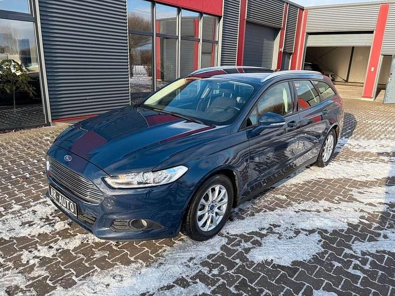 Blau Gebraucht 2017 Ford Mondeo Business Edition Kombi | 8.600 € (Superpreis) - Bild 1/4