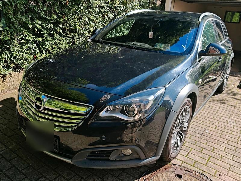Schwarz Gebraucht 2014 Opel Insignia Country Tourer Kombi | 6.500 € (Fairer Preis) - Bild 1/4
