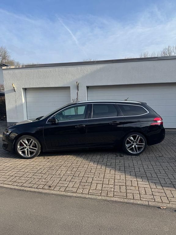Gebraucht Peugeot 308 SW GT 181 PS (133 kW) 2015 Schwarz Kombi
