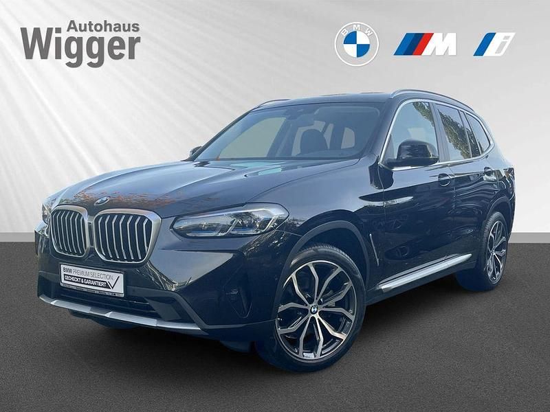 Schwarz Gebraucht 2022 BMW X3 Sport Line SUV | 42.400 € (Guter Preis) - Bild 1/4