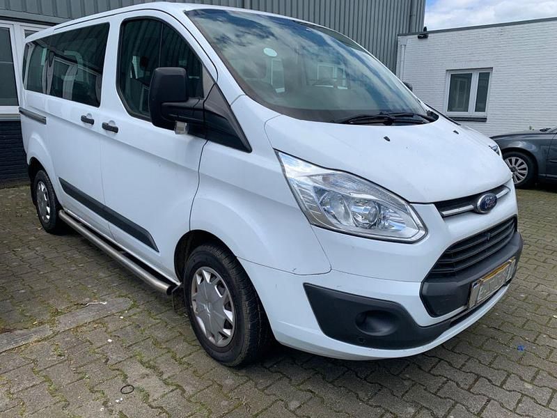 Gebraucht Ford Transit Custom 105 PS (77 kW) 2017 Weiß Van / Kleinbus