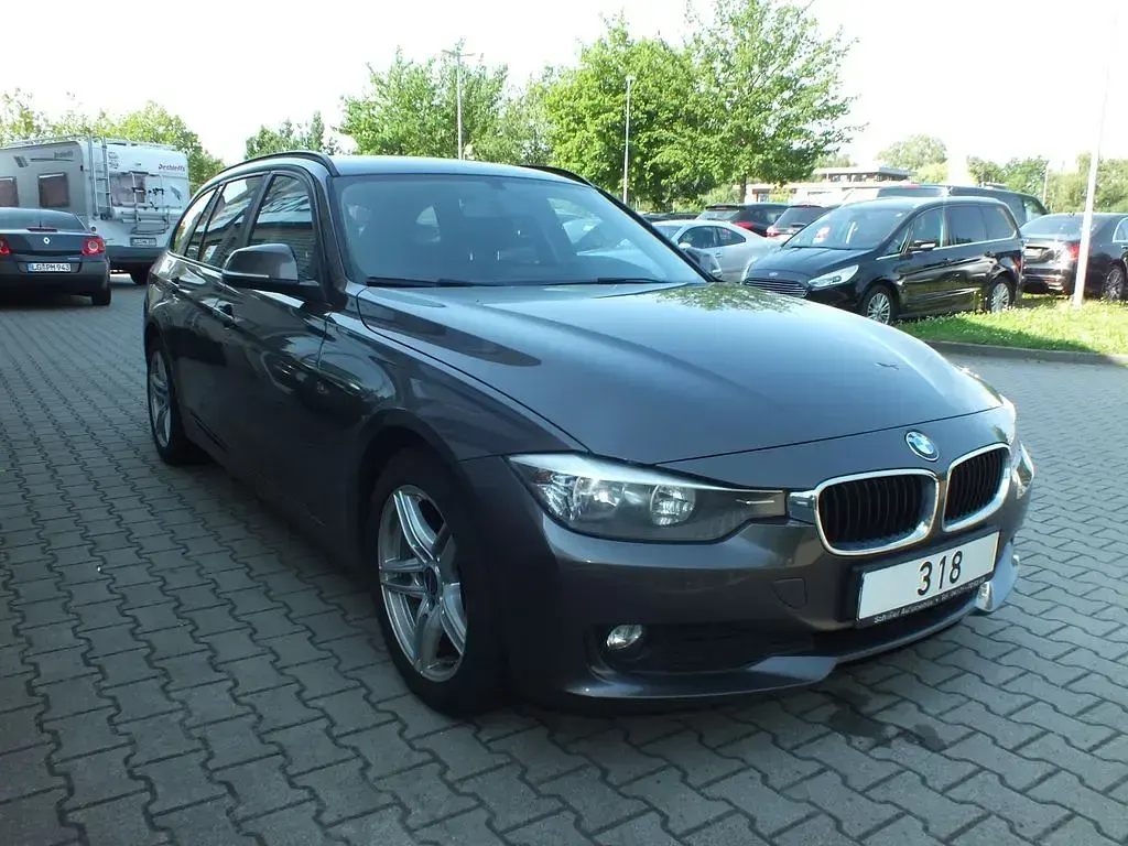 Gebraucht BMW 318 143 PS (105 kW) 2013 Kombi