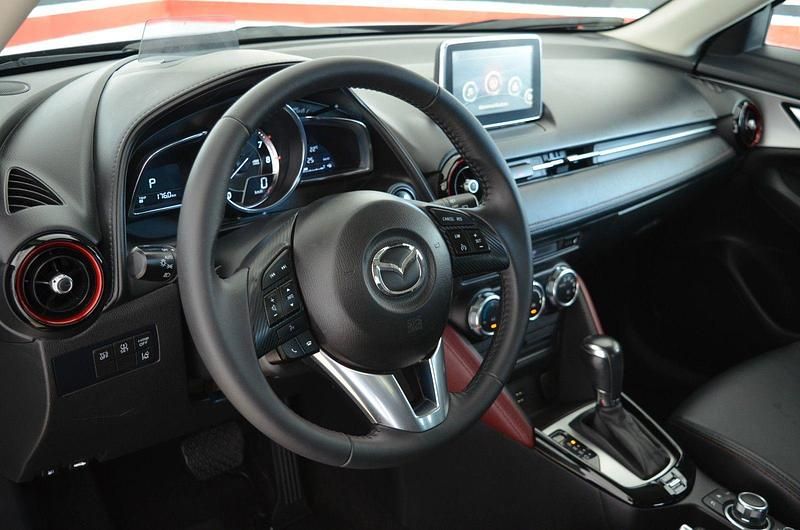 Gebraucht Mazda CX-3 Sports-Line 150 PS (110 kW) 2016 Grau SUV