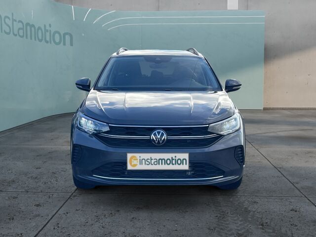 Gebraucht VW Taigo IQ Drive 150 PS (110 kW) 2024 Grau SUV