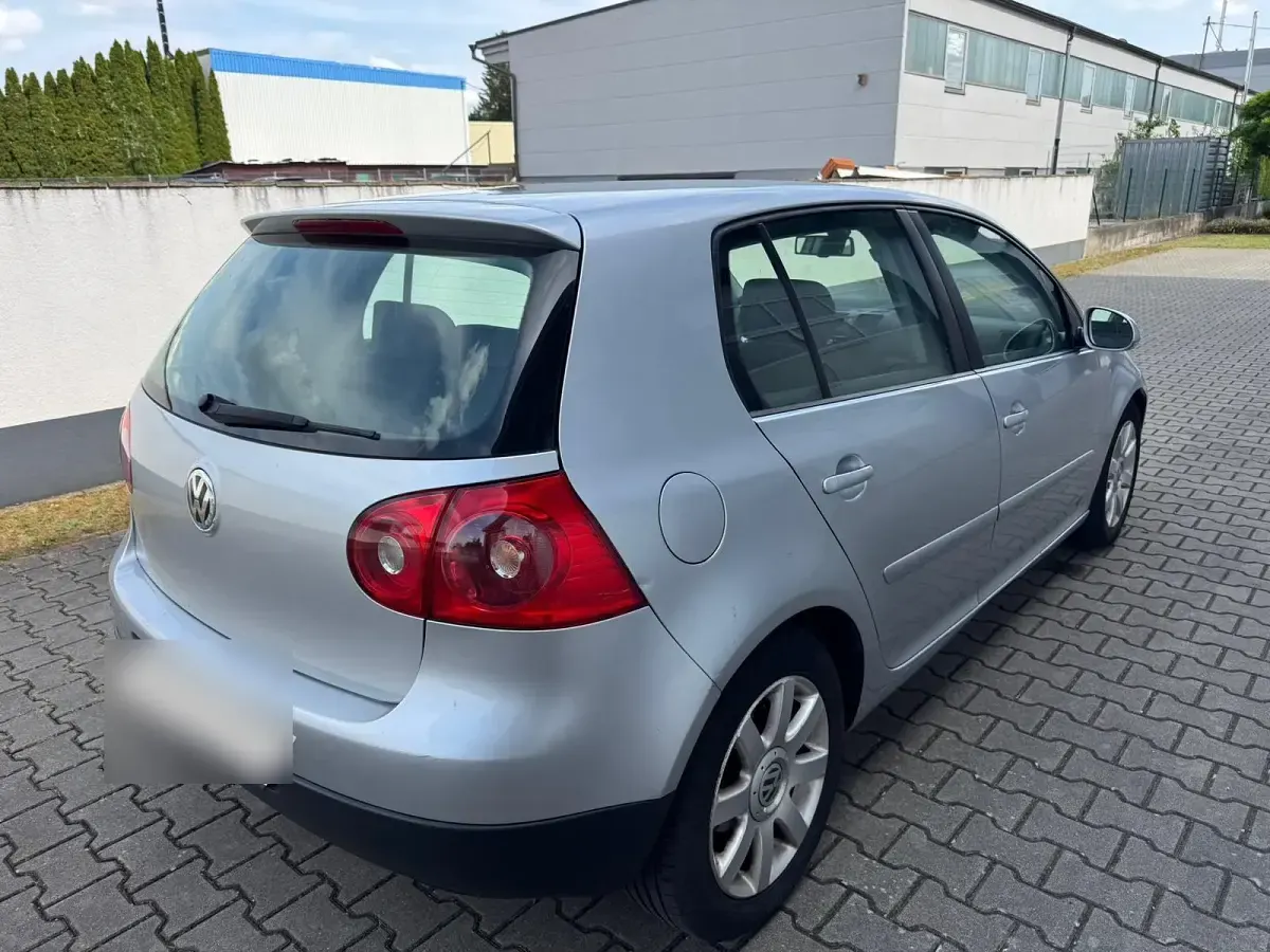 Gebraucht VW Golf IV 102 PS (75 kW) 2004 Silber Limousine