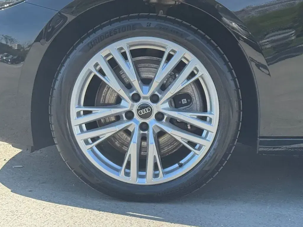 Gebraucht Audi A5 Sport 367 PS (269 kW) 2025 Mythosschwarz metallic Kombi