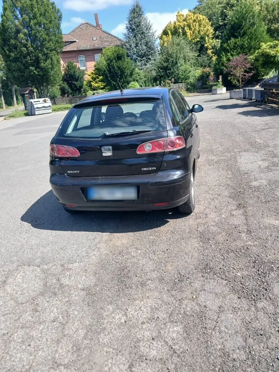 Gebraucht Seat Ibiza 60 PS (44 kW) 2004 Schwarz Kleinwagen