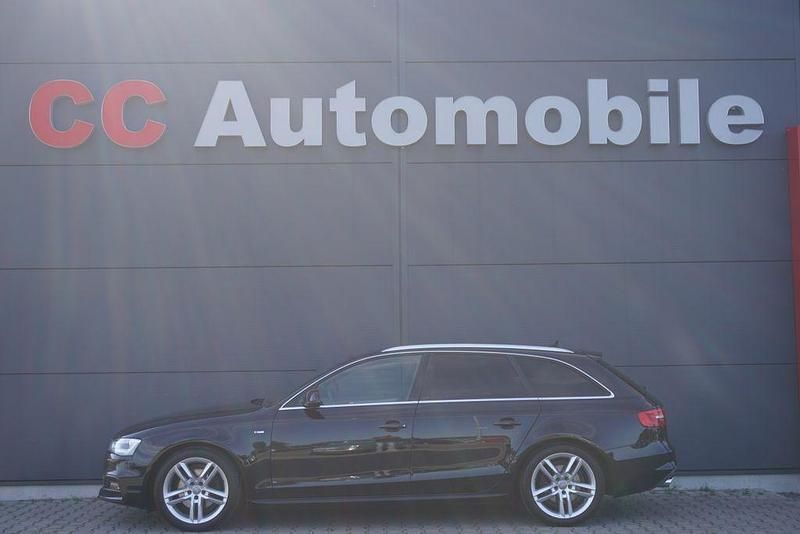 Schwarz Gebraucht 2013 Audi A4 S-Line Limousine | 6.990 € (Guter Preis) - Bild 1/4