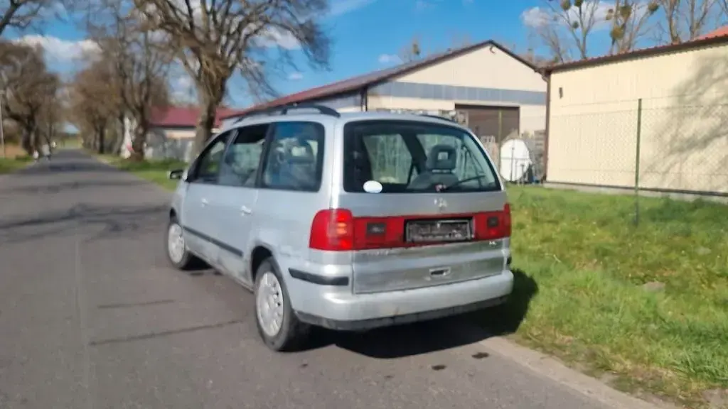 Gebraucht VW Sharan 116 PS (85 kW) 2001 Van / Kleinbus