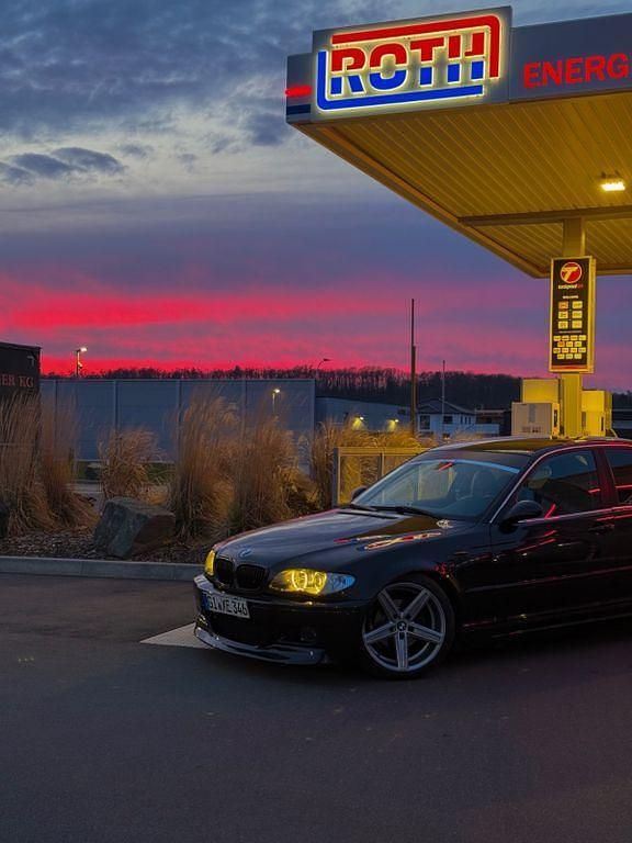 Gebraucht BMW 320 Performance 170 PS (125 kW) 2002 Schwarz Limousine