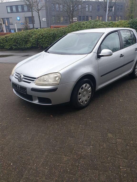 Gebraucht VW Golf V 75 PS (55 kW) 2005 Grau Kleinwagen