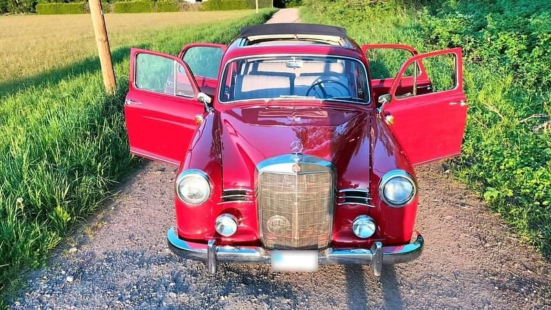 Gebraucht Mercedes 180 75 PS (55 kW) 1958 Rot Limousine