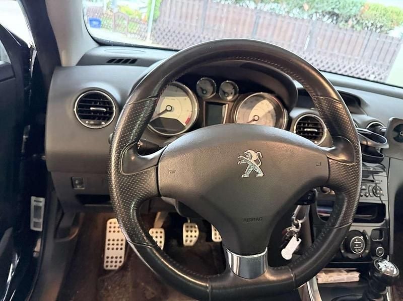 Schwarz Gebraucht 2012 Peugeot 308 CC Allure Cabrio | 5.800 € (Fairer Preis) - Bild 1/3