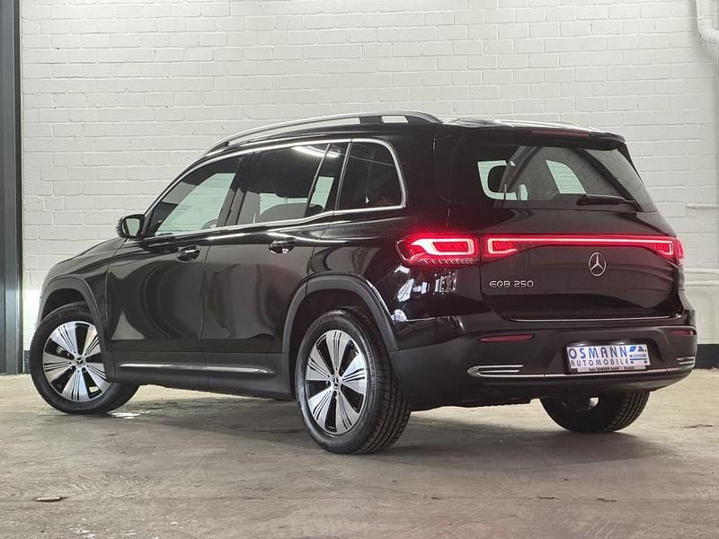 Gebraucht Mercedes EQB250 Progressive 139 kW (190 PS) 2023 Schwarz SUV