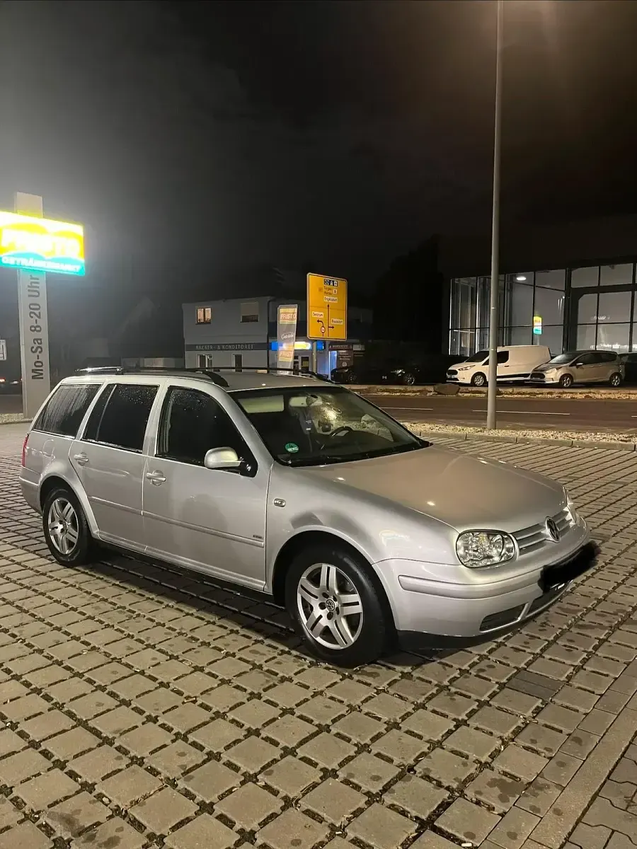 Gebraucht VW Golf IV 104 PS (76 kW) 2004 Silber Kombi
