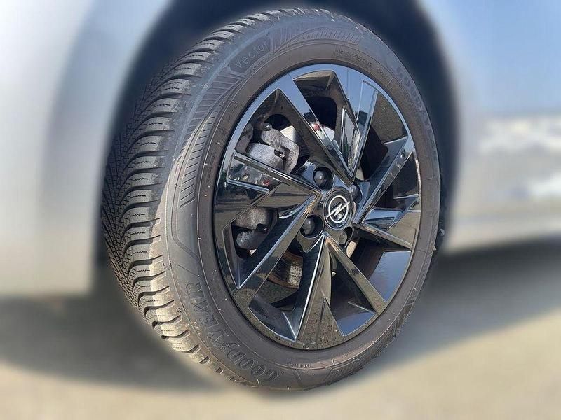 Gebraucht Opel Corsa 101 PS (74 kW) 2024 Silber Kleinwagen