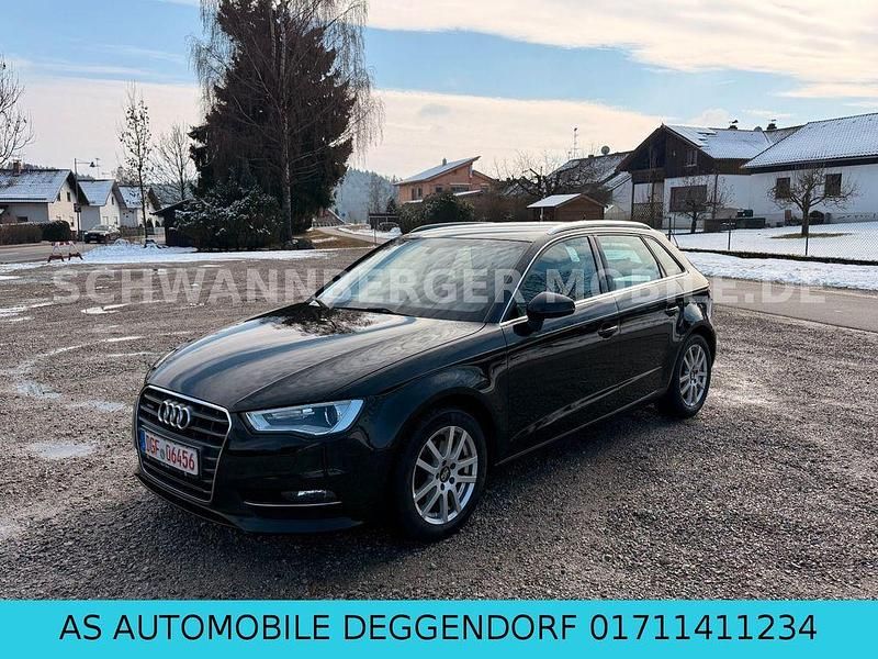 Gebraucht Audi A3 Ambiente 150 PS (110 kW) 2016 Schwarz Limousine