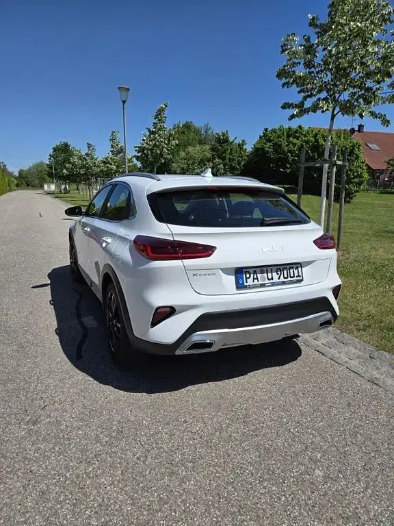 Gebraucht Kia XCeed 160 PS (117 kW) 2022 Weiß SUV