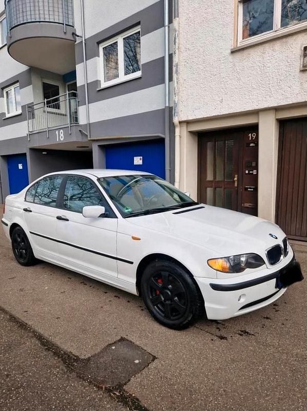 Gebraucht BMW 316 105 PS (77 kW) 2003 Weiß Limousine