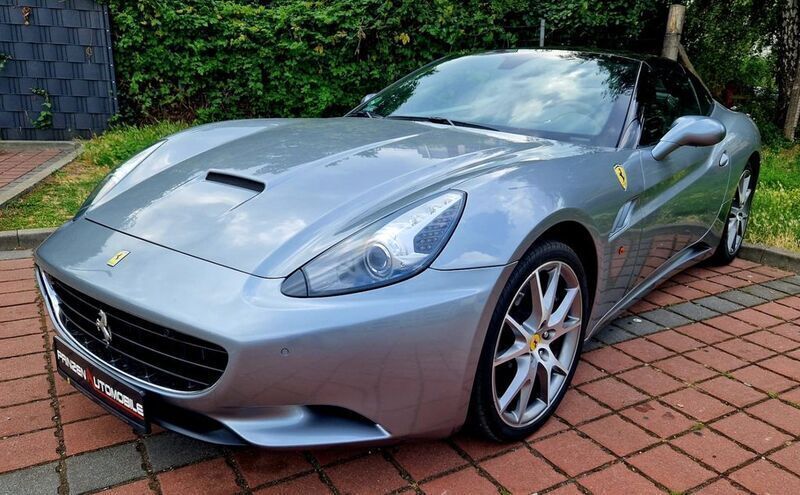 Graphitgrau Gebraucht 2011 Ferrari California Cabrio | 97.900 € (Fairer Preis) - Bild 1/4