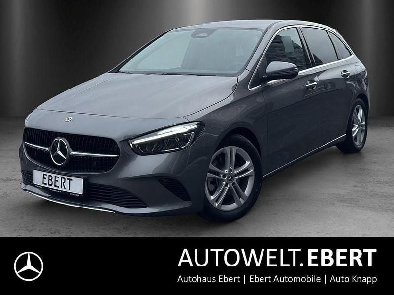 Gebraucht Mercedes B220 190 PS (139 kW) 2023 Mountaingrau Van / Kleinbus