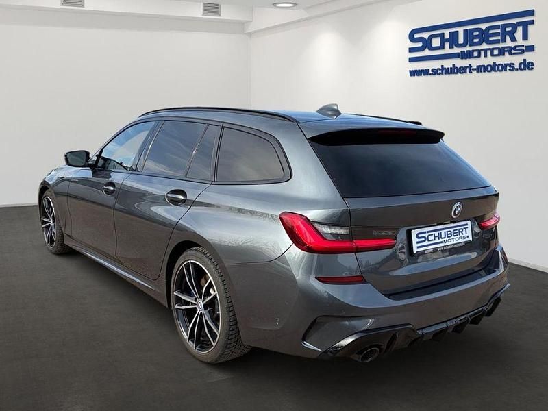 Gebraucht BMW 330 M Sport 286 PS (210 kW) 2021 Mineralgrau metallic Kombi