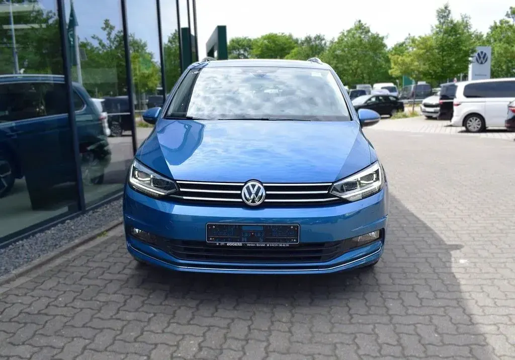 Gebraucht VW Touran Highline 190 PS (139 kW) 2018 Blau Van / Kleinbus