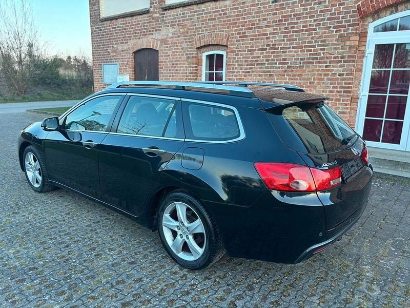 Gebraucht Honda Accord Elegance 156 PS (114 kW) 2010 Schwarz Kombi