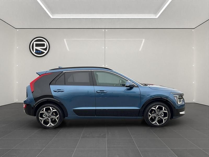 Gebraucht Kia Niro Spirit 182 PS (133 kW) 2024 Blau SUV
