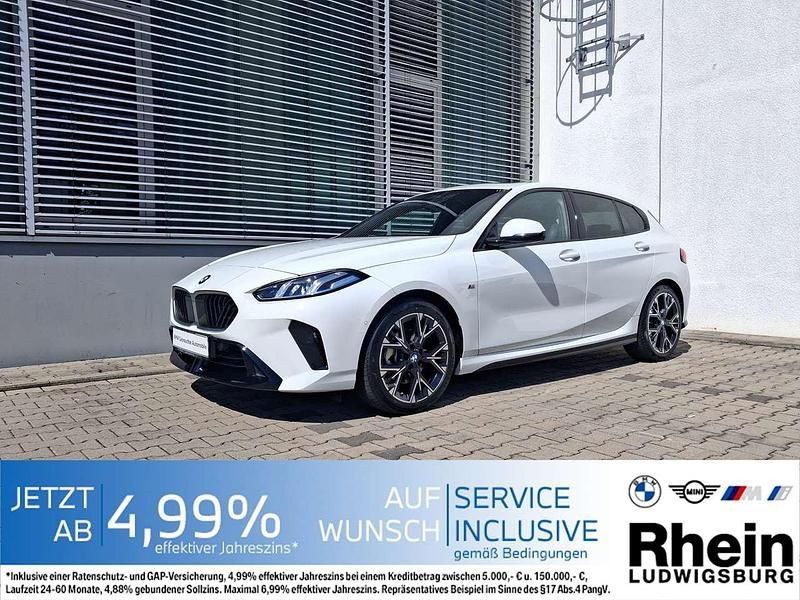 Alpinweiss Gebraucht 2024 BMW 120 M Sport Kleinwagen | 32.980 € (Superpreis) - Bild 1/4