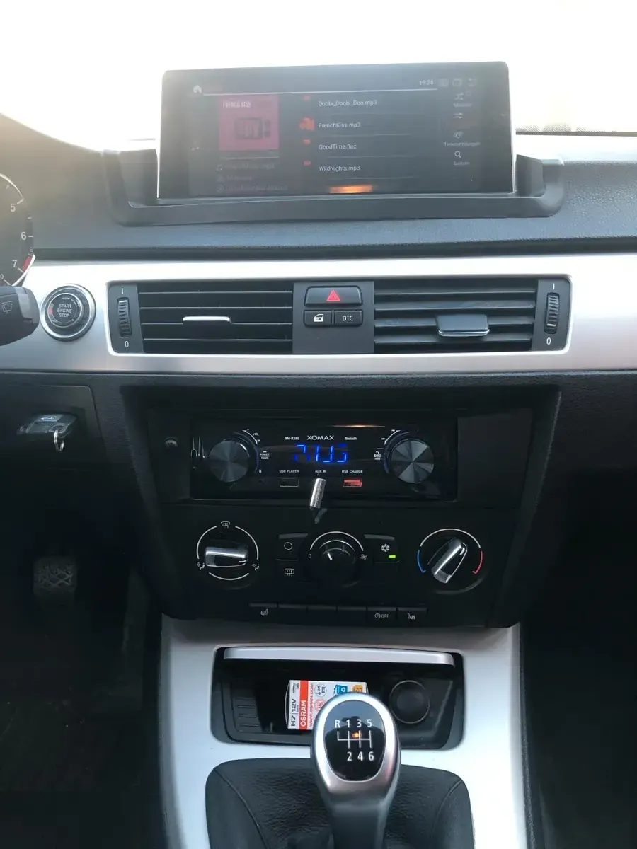 Gebraucht BMW 318 143 PS (105 kW) 2009 Schwarz Kombi