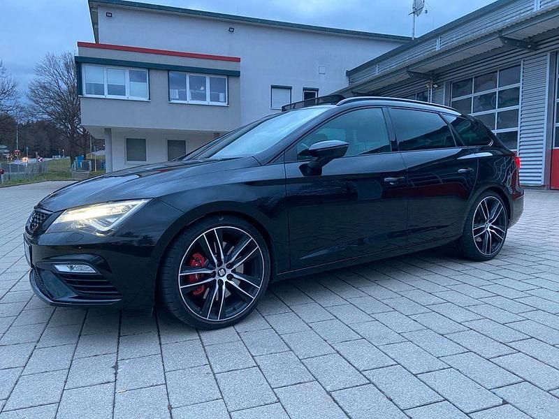 Gebraucht Seat Leon 4Drive 300 PS (220 kW) 2017 Schwarz Limousine