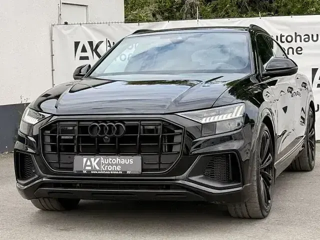 Używany Audi Q8 S-line plus 340 KM (250 kW) 2023 Czarny SUV