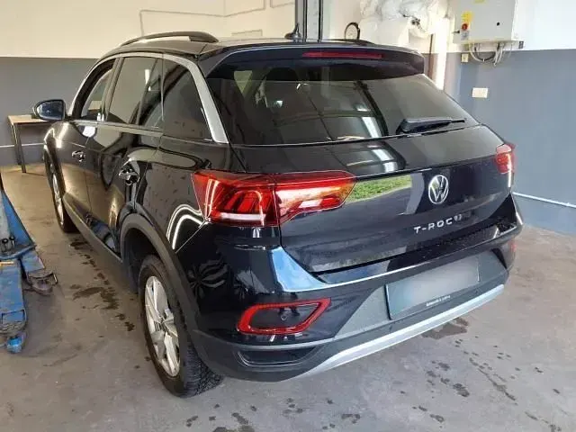 Gebraucht VW T-Roc Beats 150 PS (110 kW) 2023 Deep black perleffekt SUV