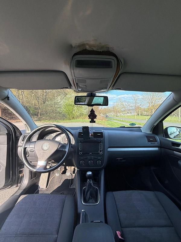 Gebraucht VW Golf V 105 PS (77 kW) 2006 Schwarz Kleinwagen