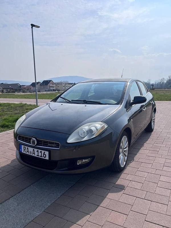 Gebraucht Fiat Bravo 120 PS (88 kW) 2007 Grau Kleinwagen