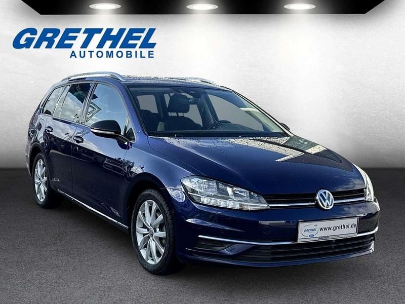 Atlantik blue metallic (metallic) Gebraucht 2020 VW Golf VII IQ Drive Kombi | 15.990 € (Fairer Preis) - Bild 1/4