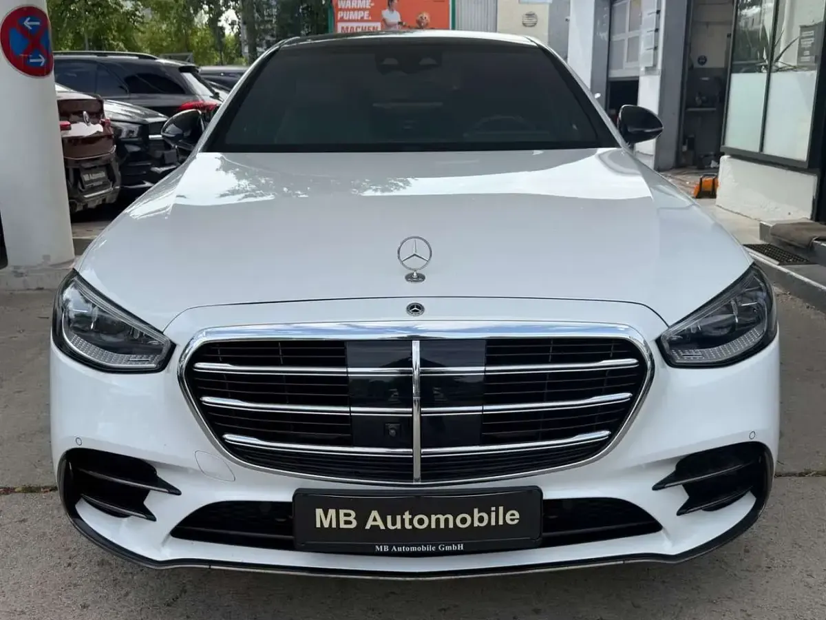 Gebraucht Mercedes S580 AMG line 503 PS (369 kW) 2024 Opalithweiss Limousine