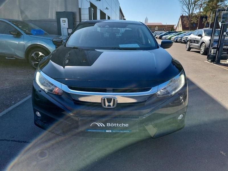 Gebraucht Honda Civic Executive 182 PS (133 kW) 2018 Crystal black p. Limousine