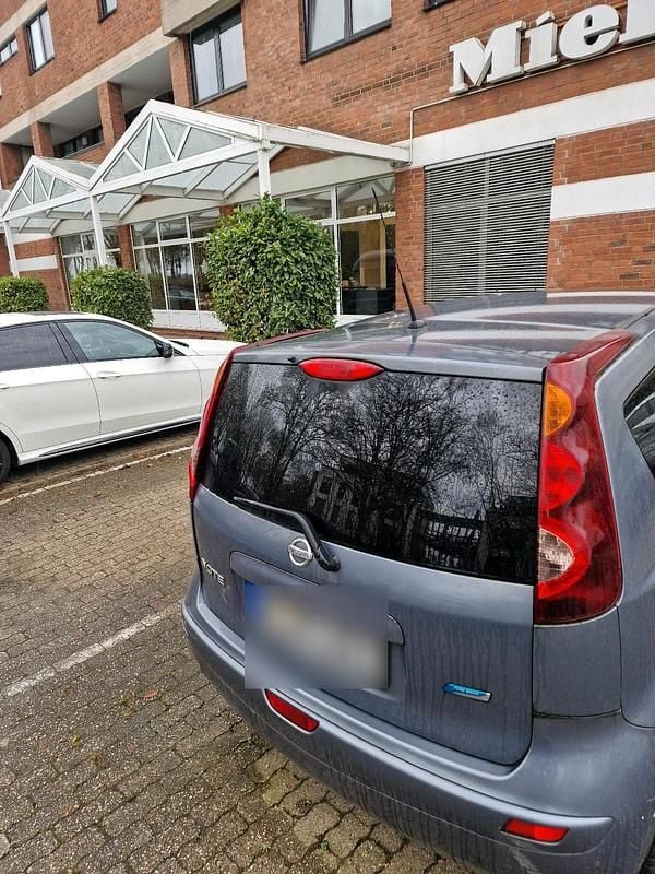 Second-hand Nissan Note 88 CP (64 kW) 2010 Argintiu Hatchback
