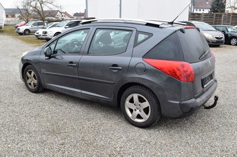 Gebraucht Peugeot 207 Urban Move 90 PS (66 kW) 2010 Grau Kombi