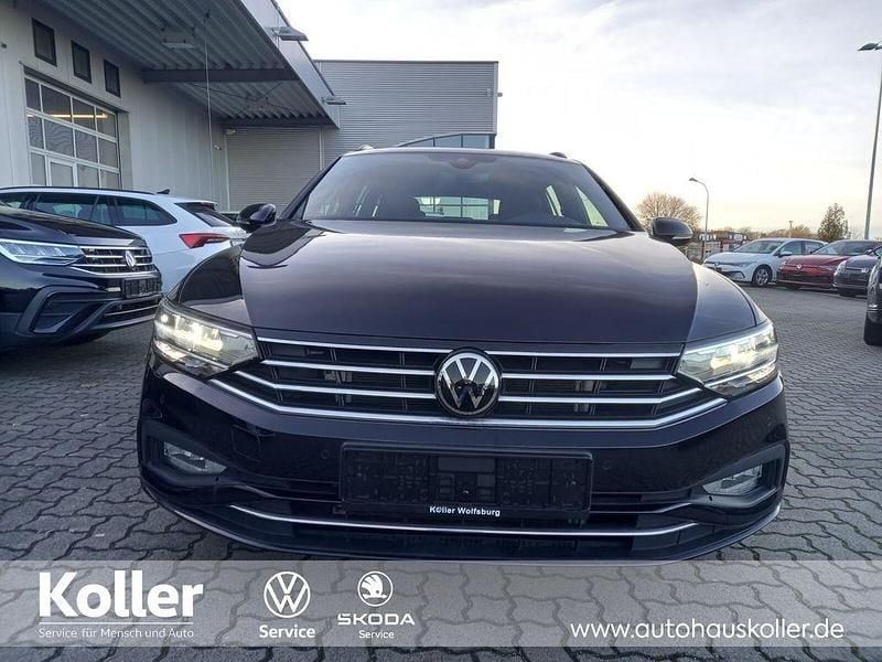 Gebraucht VW Passat 190 PS (139 kW) 2022 Schwarz Kombi