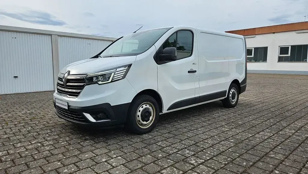 Gebraucht Renault Trafic 131 PS (96 kW) 2022 Weiß Van / Kleinbus