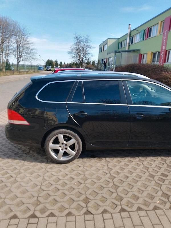 Gebraucht VW Golf V 122 PS (89 kW) 2008 Schwarz Kombi