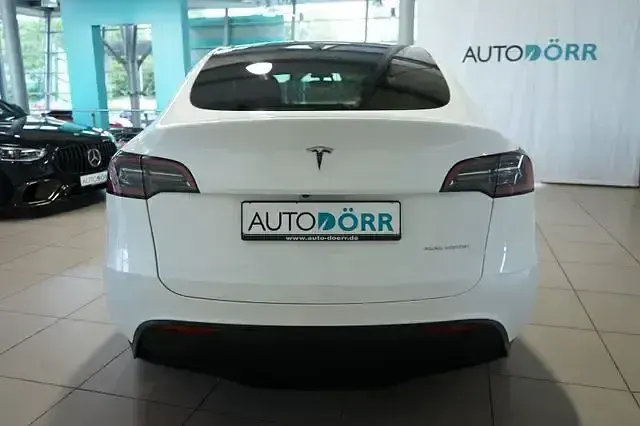 Gebraucht Tesla Model Y 378 kW (514 PS) 2024 Weiß SUV