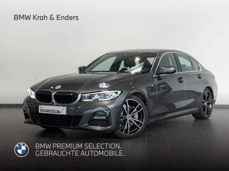 Grau Gebraucht 2022 BMW 330 M Sport Limousine | 41.490 € (Etwas zu teuer) - Bild 1/4