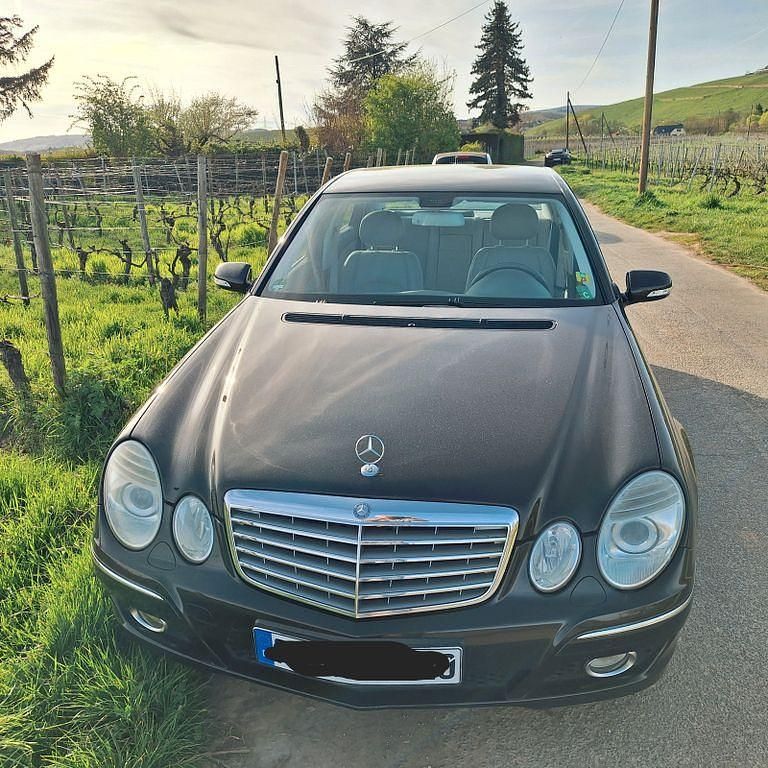 Gebraucht Mercedes E280 Elegance 231 PS (169 kW) 2008 Schwarz Limousine