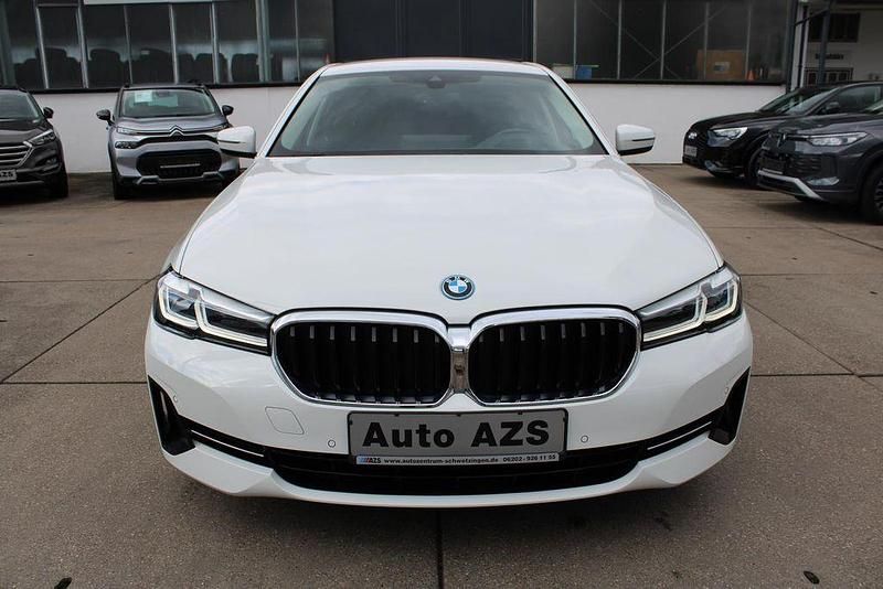 Gebraucht BMW 530e iPerformance 292 PS (214 kW) 2021 Weiß Limousine