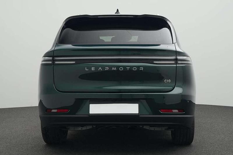 Neu Leapmotor C10 215 PS (158 kW) 2026 Glazed green SUV